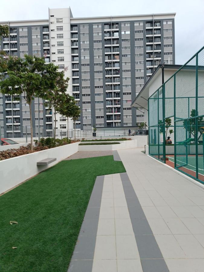 Aisy Putrajaya Cyberjaya Klia Homestay *